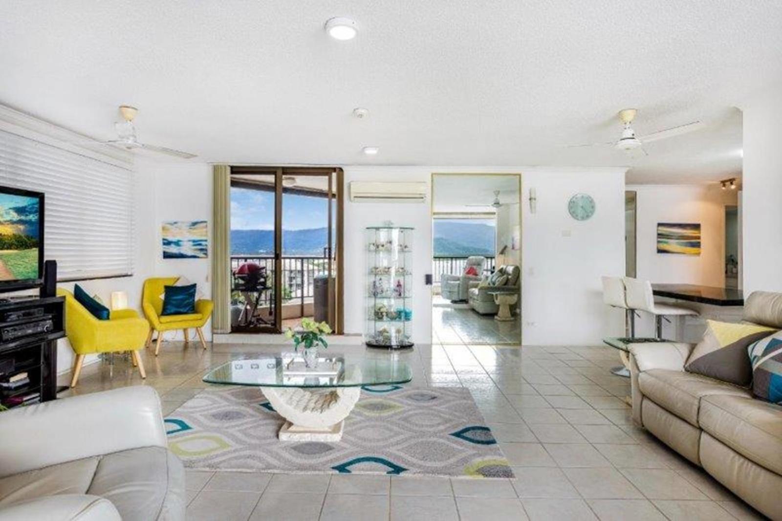 Cairns Ocean View Apartment In Aquarius ภายนอก รูปภาพ