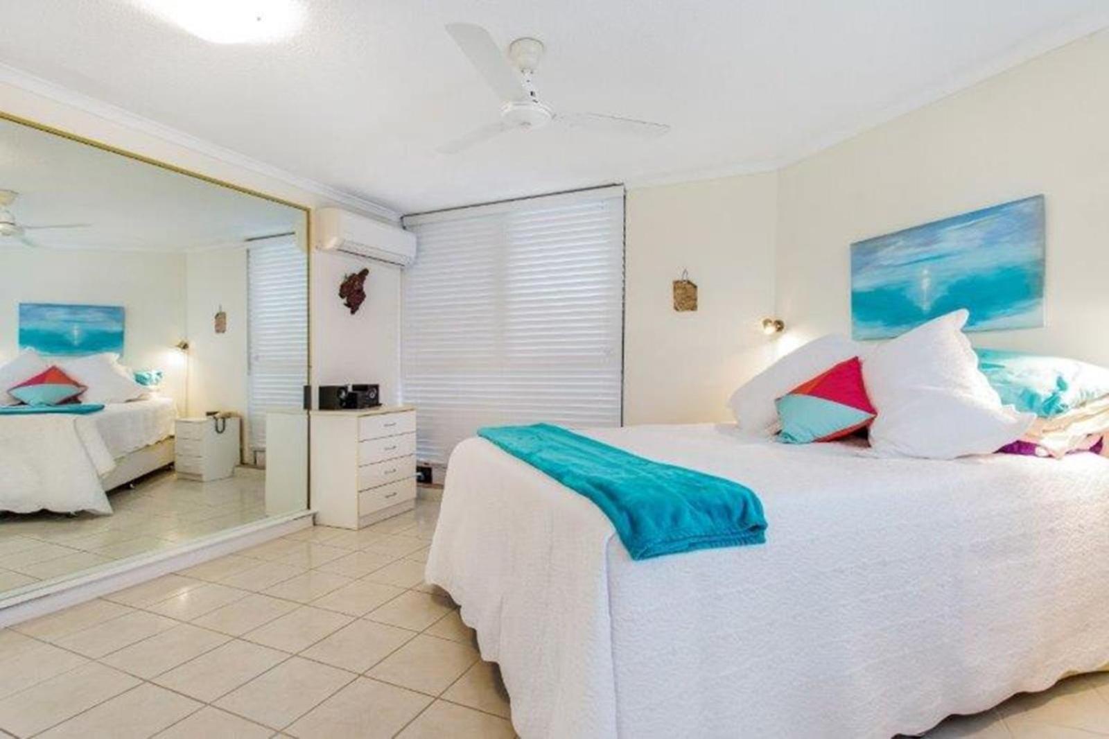 Cairns Ocean View Apartment In Aquarius ภายนอก รูปภาพ